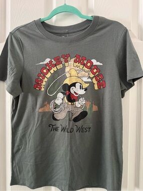 Disney Gray Mickey Mouse 'The Wild West' Graphic Tee